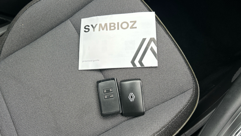 Renault Symbioz 1.6 E-Tech FHEV 145 Techno 5dr Auto Hybrid Estate